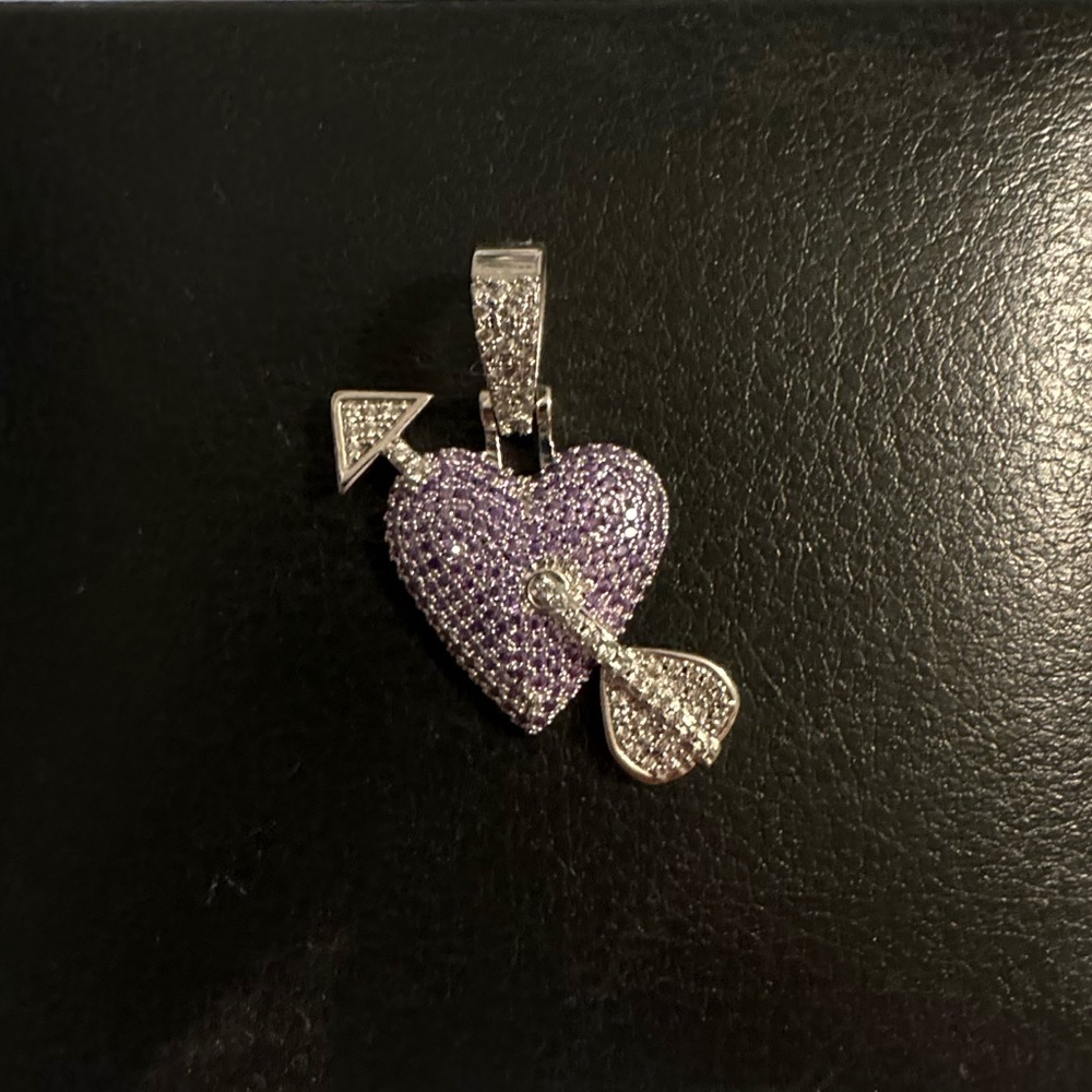GLD Heart & Arrow Diamond Pendant